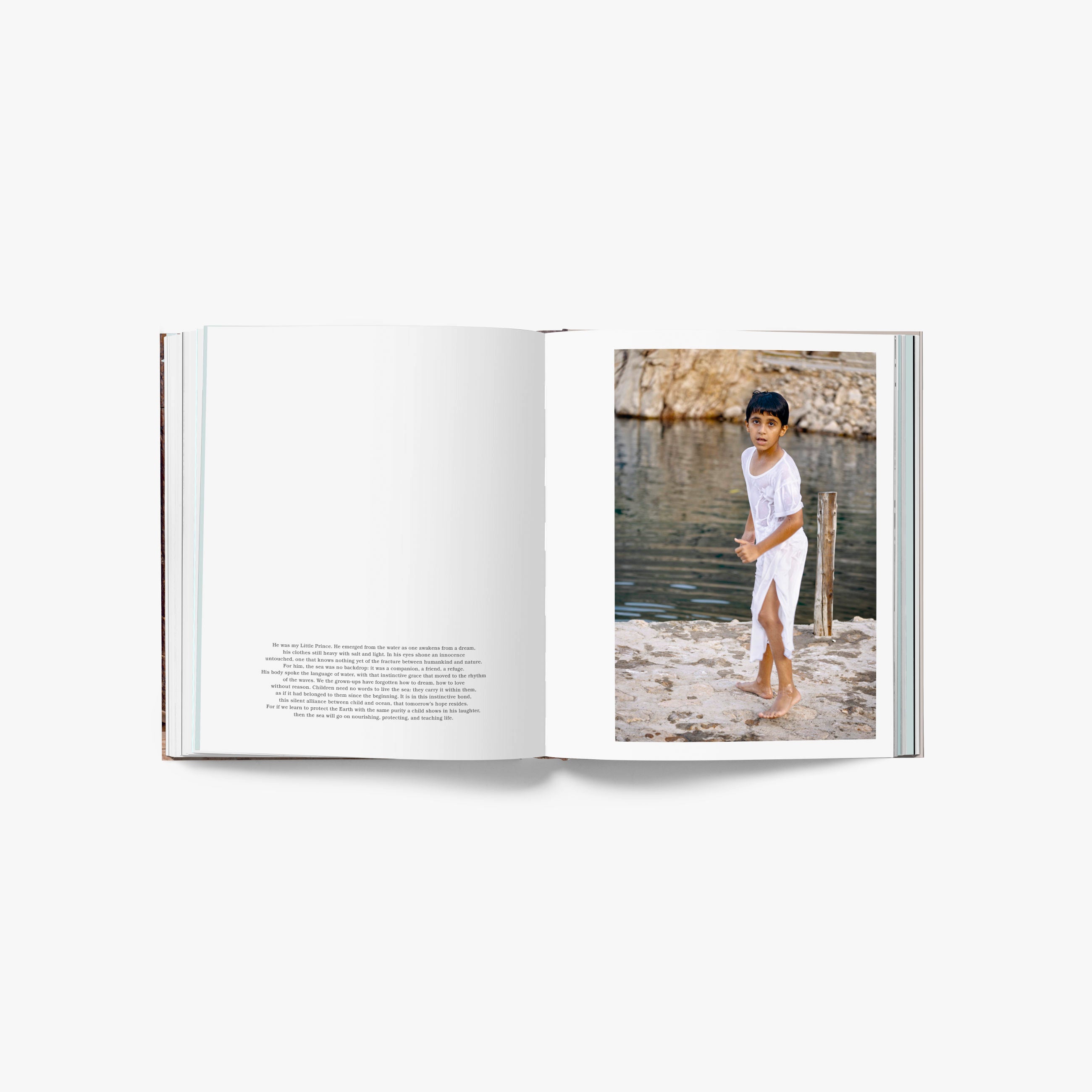 One World - Armelle Martignoni